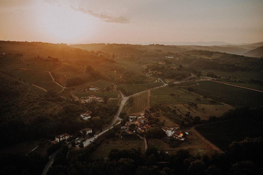   Fuga en globo aerostático vintage sobre la Toscana